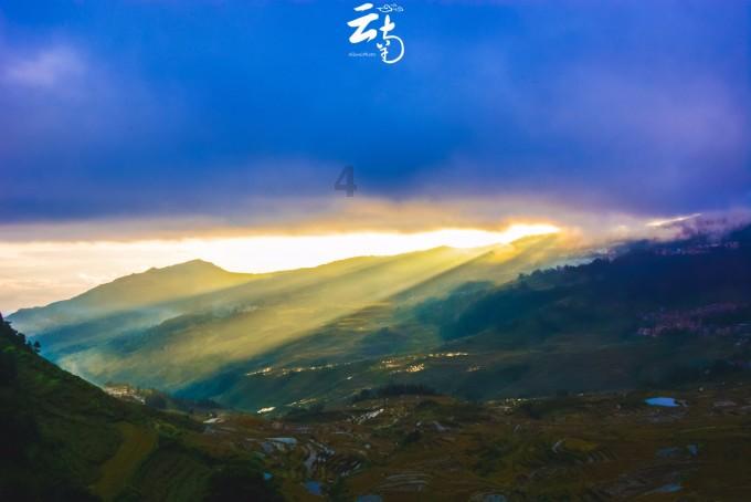 阚清子绿色清凉吊带裙，夏日穿搭的新宠