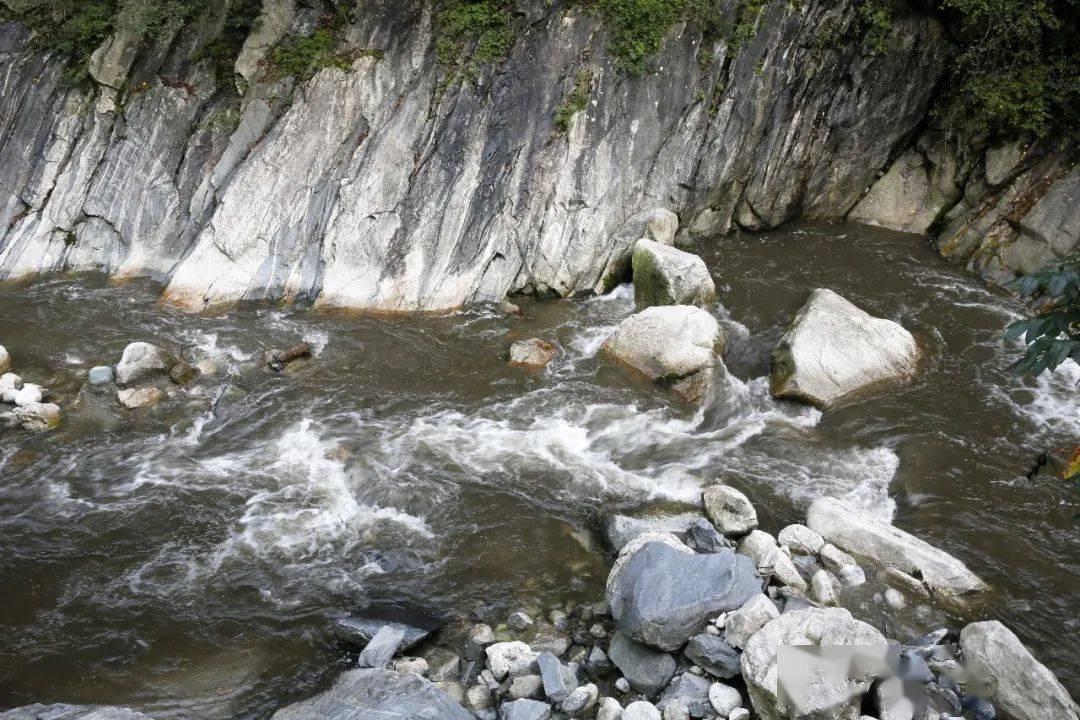 雷神猎刃16酷睿i9-13900hx处理器版本的体验